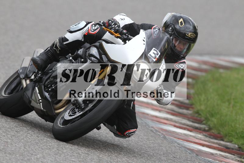 Archiv-2025/10 23.04.2025 Cornu Master School ADR/rot-rouge/3